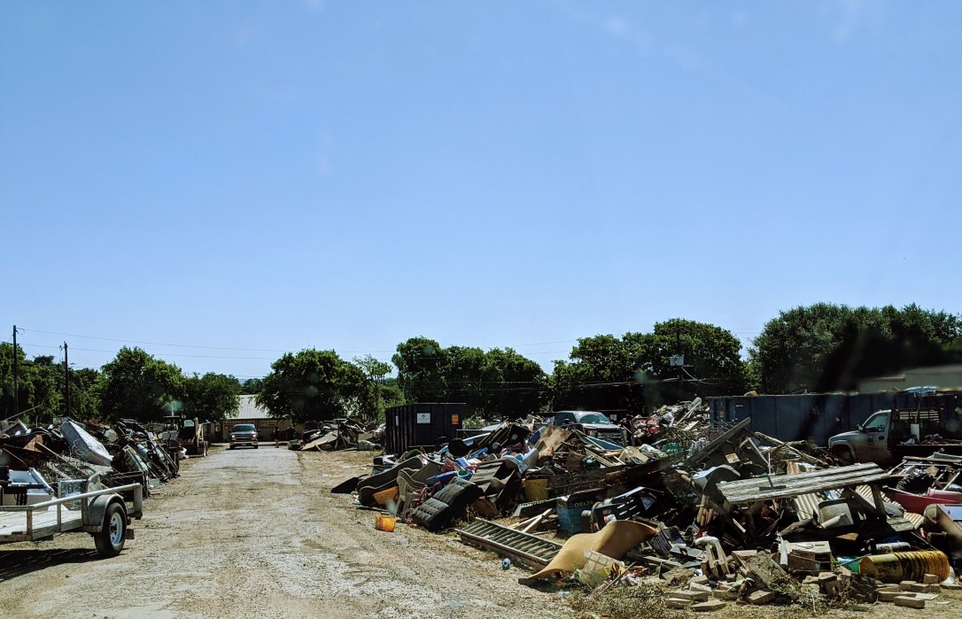 00100lrPORTRAIT_00100_BURST20200711103222872_COVER